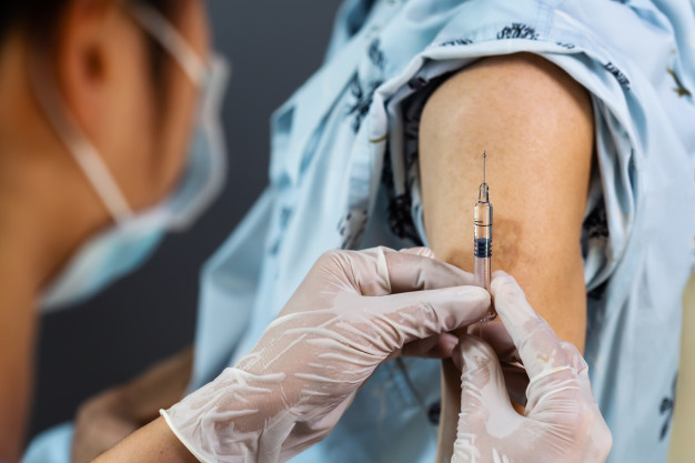 ¿Pacientes oncológicos pueden recibir la vacuna contra la Covid 19?
